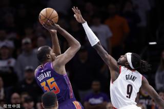 更展示了他 更展示了他